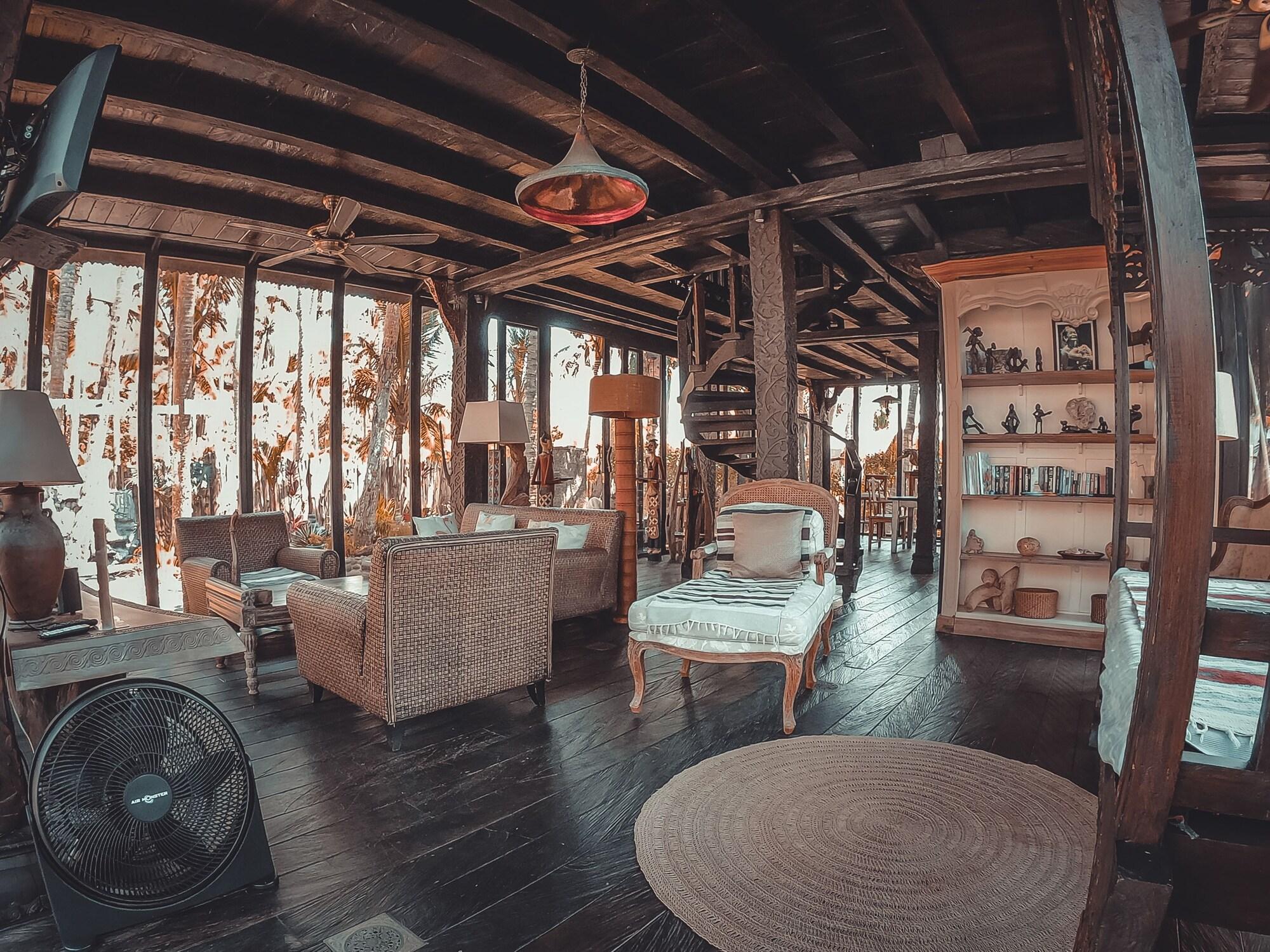 Most Exotic Beachfront Villa Keong Selemadeg Buitenkant foto