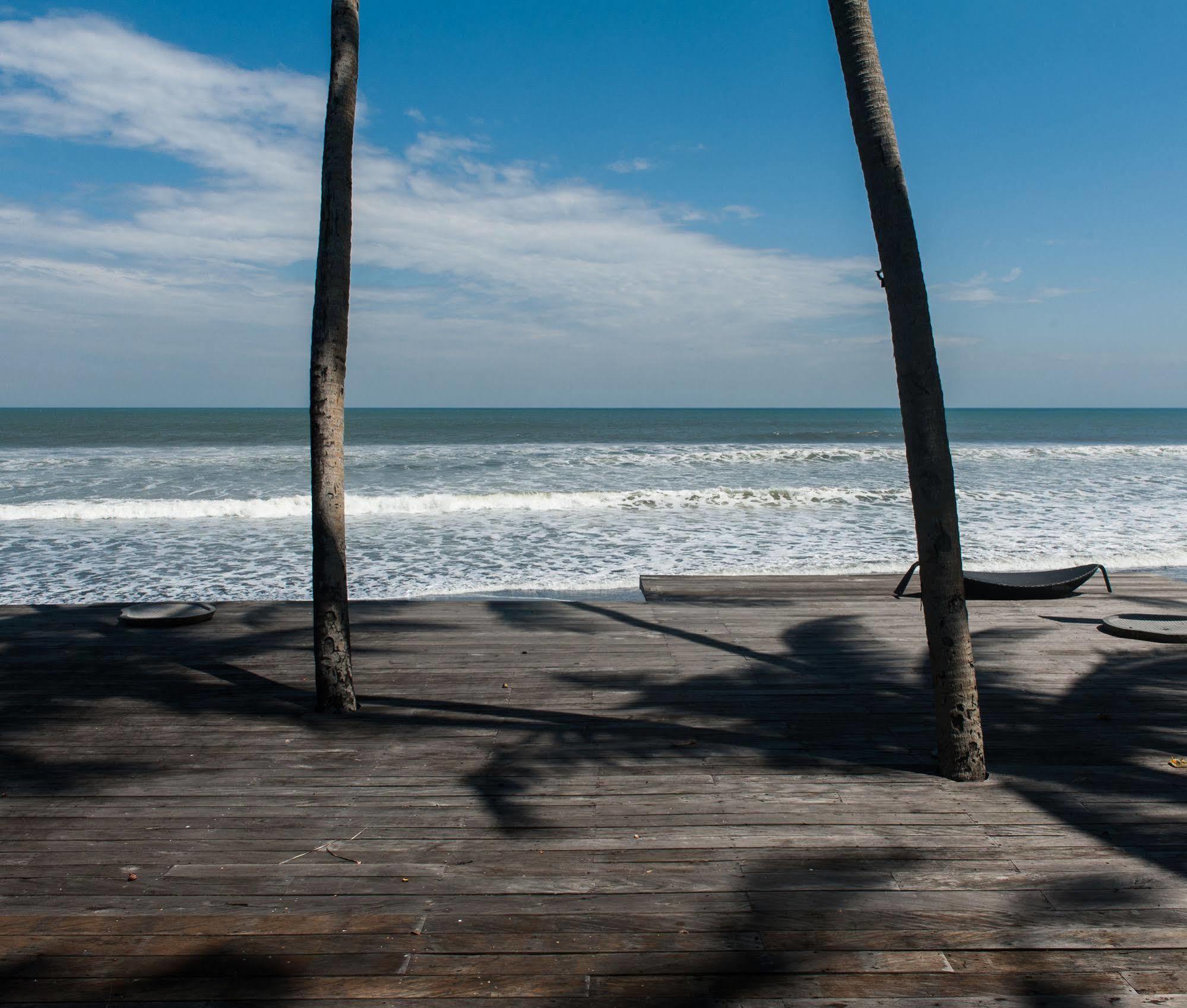 Most Exotic Beachfront Villa Keong Selemadeg Buitenkant foto